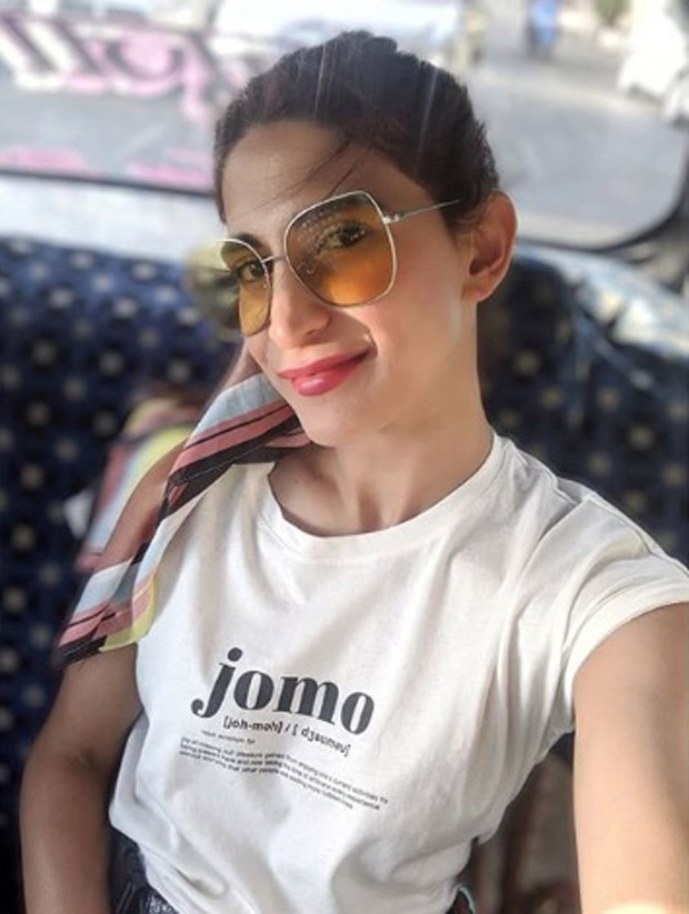 The boss ladies of Bollywood absolutely love sporting the JOMO tshirt