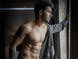 Varun Dhawan’s latest video is proof of how big a poser he is!