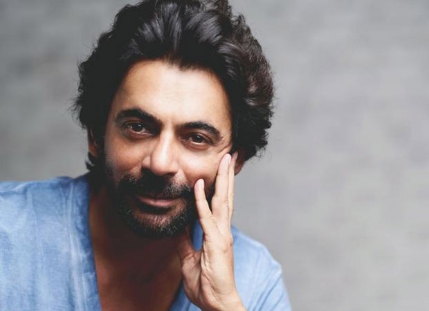 Sunil Grover gets emotional sharing a video of him performing in front of Shah Rukh Khan, Kajol and Varun Dhawan on The Kapil Sharma Show