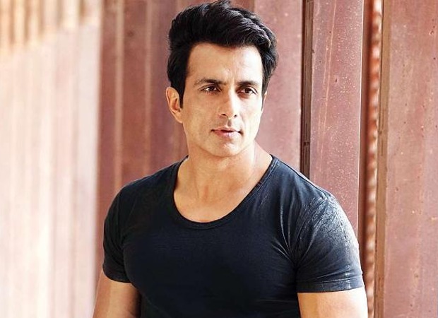 Sonu Sood takes a dig at the ‘rich, famous’ people for sharing pictures of food online