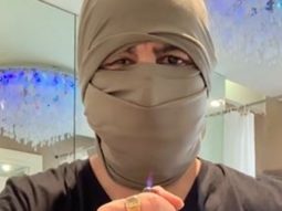 Watch: Ronit Roy demonstrates how to easily convert your T-shirt into a mask and proves its efficiency