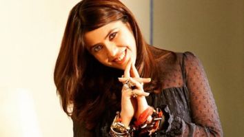 Ekta Kapoor goes ‘hands free’, gets rid of her bracelets and rings