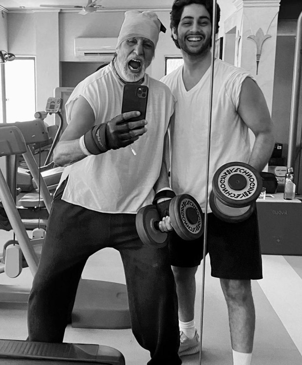 Amitabh Bachchan and Agastya Nanda are twinning and winning with their gym selfie 