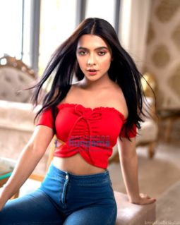 Celeb Photos Of Ruhi Singh