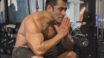 VIDEO: Salman Khan, Jacqueline Fernandez, Iulia Vantur send out bags of ration to the needy