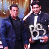 THROWBACK When a shy Sidharth Shukla accepted an award on behalf of Salman Khan
