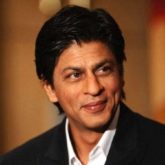 Shah Rukh Khan urges everyone to contribute towards healthcare soldiers, in supplies of PPE kits and ventilators