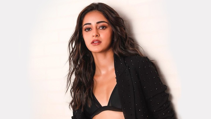 Ananya Panday on dealing with TROLLS, her Mom’s message, Khaali Peeli, Ishaan & Karan Johar Ananya Panday on dealing with TROLLS, her Mom’s message, Khaali Peeli, Ishaan & Karan Johar
