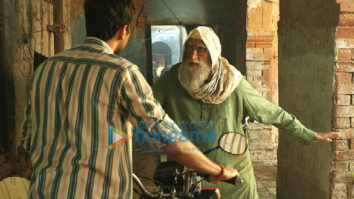 Movie Stills Of The Movie Gulabo Sitabo