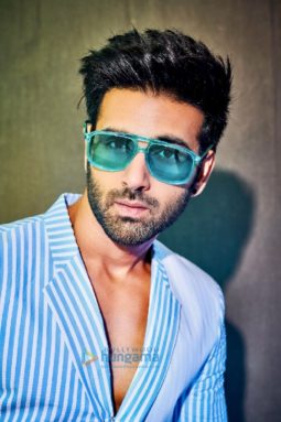 Celebrity Photo of Pulkit Samrat
