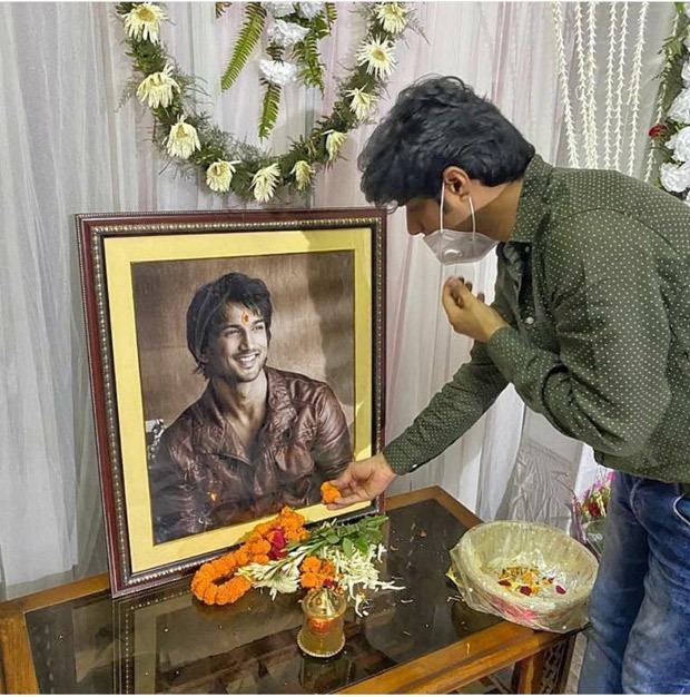 Shekhar Suman and Sandip Ssingh visit Sushant Singh Rajput's Patna home to meet his family 