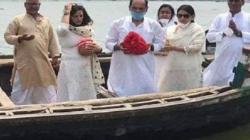 Sushant Singh Rajput’s family immerses his ashes in the Ganges