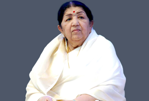 "It is hard to believe that the virus has struck Bachchan Saab and his family", says Lata Mangeshkar