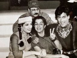 Farah Khan shares an old picture from the sets of Uff! Yeh Mohabbat to embarrass Twinkle Khanna and Abhishek Kapoor Farah Khan shares an old picture from the sets of Uff! Yeh Mohabbat to embarrass Twinkle Khanna and Abhishek Kapoor