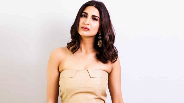 Aahana Kumra on Sushant’s death: “How did we let this happen? How have we let someone…” Aahana Kumra on Sushant’s death: “How did we let this happen? How have we let someone…”