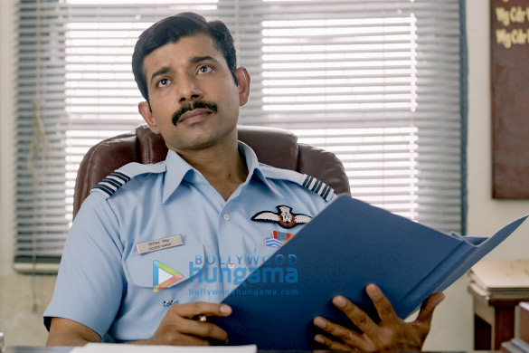 gunjan saxena the kargil girl 01