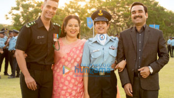 Movie Stills Of The Movie Gunjan Saxena - The Kargil Girl