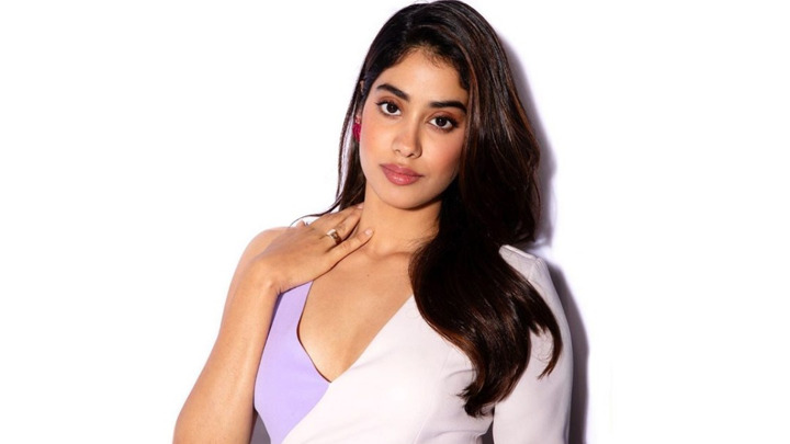 Janhvi Kapoor: “The kind of work Sushant has done, the way he TOUCHED people’s lives…”| Sridevi Janhvi Kapoor: “The kind of work Sushant has done, the way he TOUCHED people’s lives…”| Sridevi