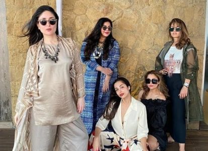 413px x 300px - Kareena Kapoor Khan reunites with her girl squad, misses Karisma Kapoor :  Bollywood News - Bollywood Hungama