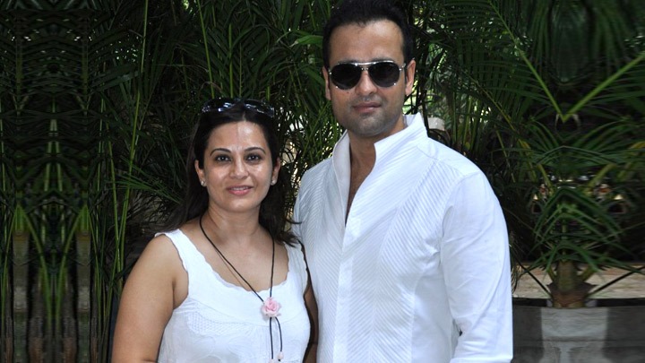 Rohit Roy: “Ronit Roy’s friends would say yaar tu to STAR hai lekin tere bhai ka kuch nahi ho sakta Rohit Roy: “Ronit Roy’s friends would say yaar tu to STAR hai lekin tere bhai ka kuch nahi ho sakta