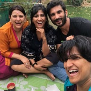 Sushant Singh Rajput's old video with his sisters goes viral after MS Dhoni  announces retirement : Bollywood News - Bollywood Hungama