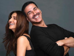 Akshay Kumar shells out nearly Rs 6 lakhs for a game of housie with the team of Bell Bottom