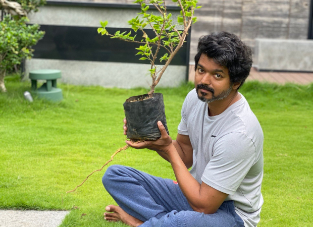 Thalapathy Vijay takes part in the Green India Challenge; thanks Mahesh Babu for the nomination