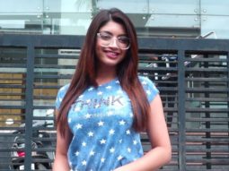 Akanksha Puri spotted at Nature’s Basket in Lokhandwala