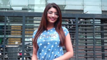 Akanksha Puri spotted at Nature’s Basket in Lokhandwala