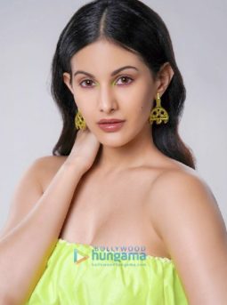 Celeb Photos Of Amyra Dastur