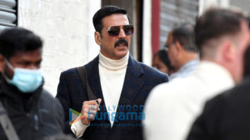 On The Sets from the movie Bellbottom