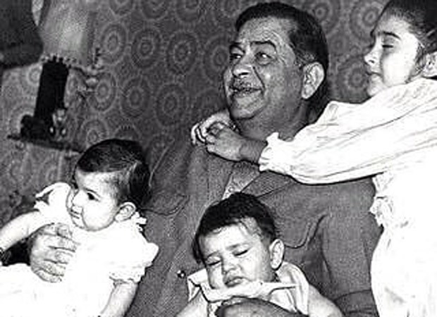 Kareena Kapoor Khan wishes Riddhima Kapoor on her birthday with an adorable throwback picture with Raj Kapoor and Karisma Kapoor