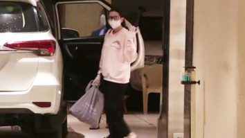 Karisma Kapoor spotted at her mother Babita Shivdasani’s house