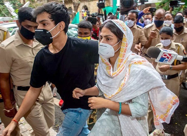 Rhea Chakraborty and Showik Chakraborty's bail plea hearing adjourned for September 29; lawyer argues validity of the arrest