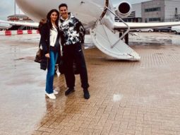 Akshay Kumar returns home after wrapping the shoot for Bell Bottom with co-star Vaani Kapoor
