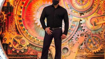 Bigg Boss 14: Ahead of the premiere, Salman Khan shares a photo from the set wearing a mask