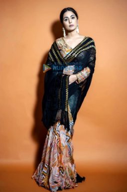 Celebrity Photos of Hina Khan