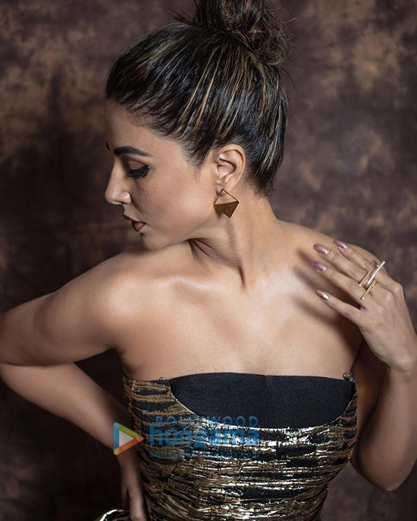 hina khan 5 2