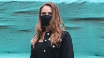 Iulia Vantur spotted at Khar