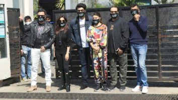 Saif Ali Khan, Arjun Kapoor, Jacqueline Fernandez & Yami Gautam leave for shoot, spotted at Airport