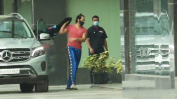 Varun Dhawan spotted at Dharma office Andheri