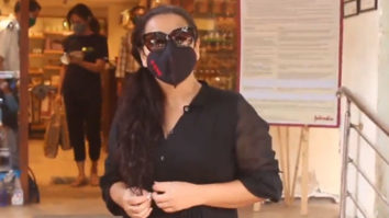 Vidya Balan spotted at Khar