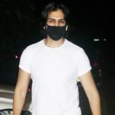 Spotted: Kartik Aaryan steps out for shopping after a long time