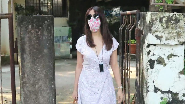 Yami Gautam spotted post salon session at Kromakay salon Juhu