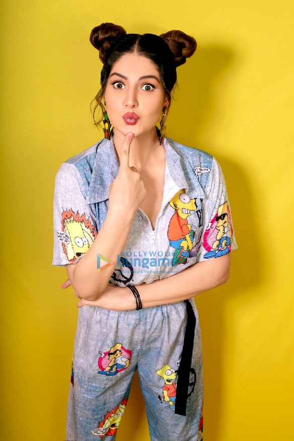 zareen khan5