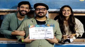 On the sets of the movie 14 Phere