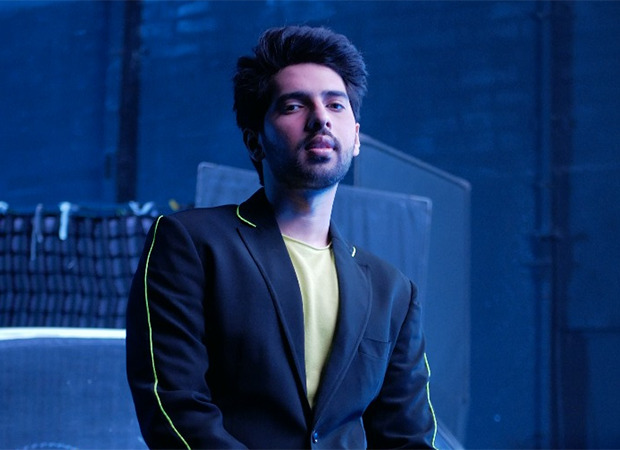 "'How Many' is about complex relationships" - says Armaan Malik about his third English single "'How Many' is about complex relationships" - says Armaan Malik about his third English single