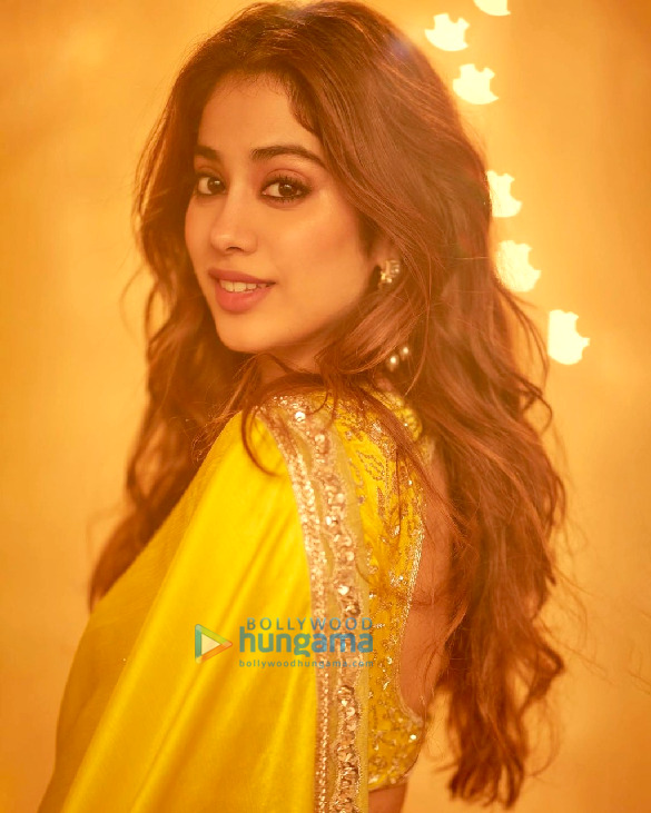 janhvi kapoor 26