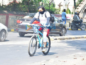 Photos: Ali Fazal spotted cycling in Bandra