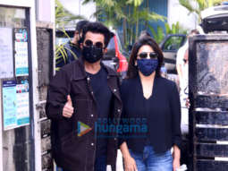 Photos: Anil Kapoor, Neetu Singh, Varun Dhawan and Kiara Advani snapped at the Kalina airport